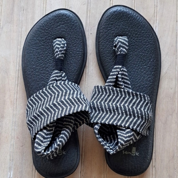 Sanuk Yoga Sling Mat Thong Flat Comfy Causal Everyday Cushioned Insoles Sandals - Picture 1 of 9